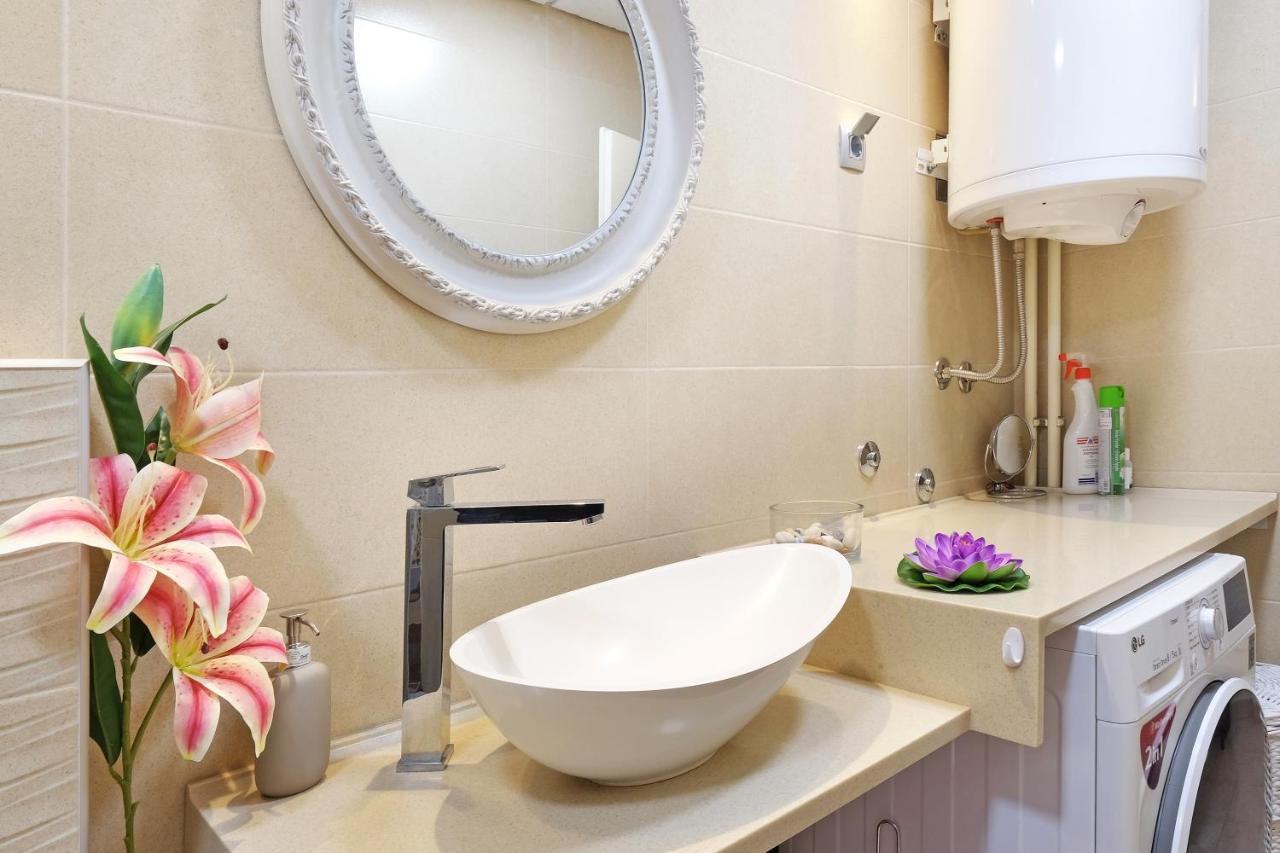Paradise Starry Suite-City Center Belgrád Kültér fotó